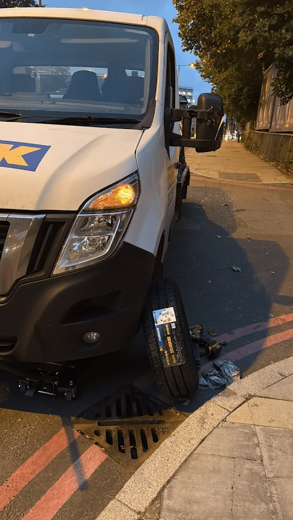 Mobile caravan tyre fitting near me